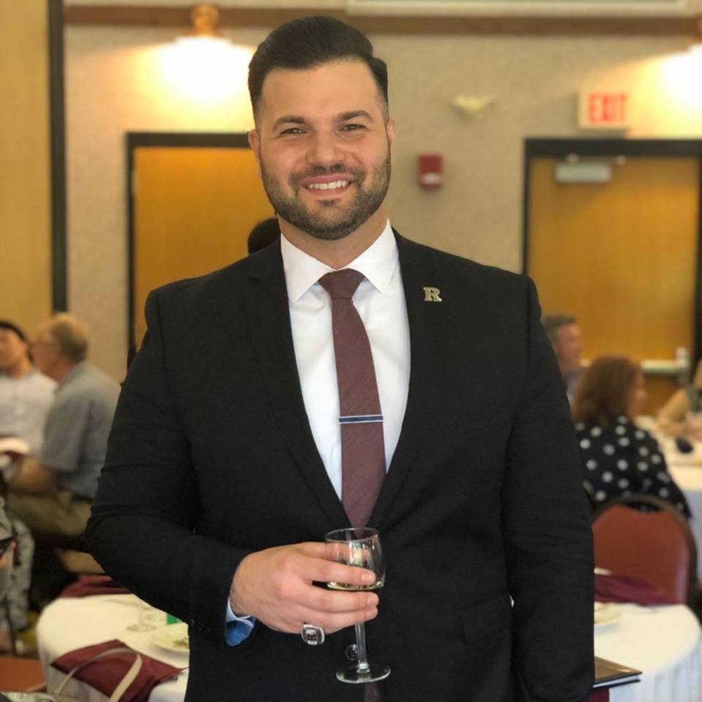 Meet your Posher, Vinny